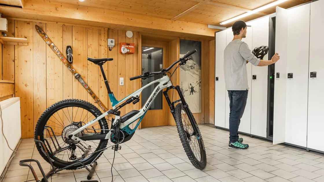 Bikedepot an der Kanzelwandbahn Sport Mode Kessler